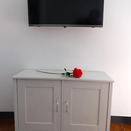 Apartment Tre Finestre Sul *