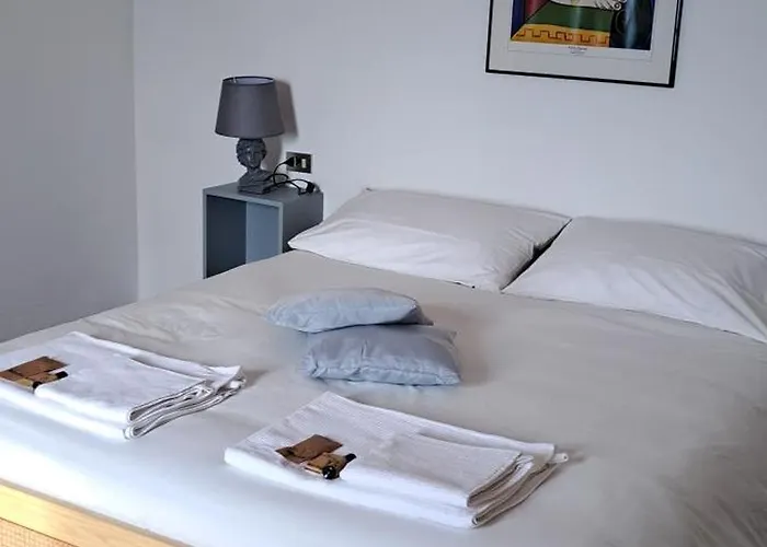 Tre Finestre Sul Apartment Perledo