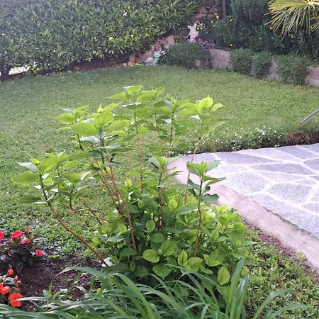 Tre Finestre Sul * Perledo